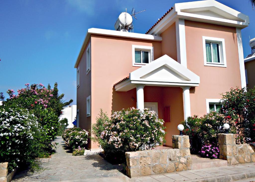 Rododafni Villas Klorakas Rom bilde
