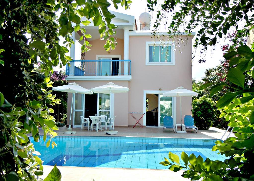 Rododafni Villas Klorakas Rom bilde